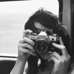 veronique avatar